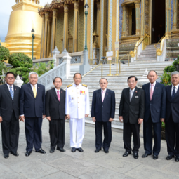ร่วมงานพระราชพิธีวันที่ระลึก พระราชพิธีบรมราชาภิเษก เป็นพระมหากษัตริย์ รัชกาลที่ 9 แห่งราชอาณาจักรไทย