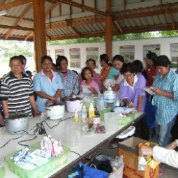 โครงการศูนย์แปลงสาธิตการเกษตรแบบผสมผสาน ตำบลสุขเดือนห้า กิ่งอำเภอเนินขาม จังหวัดชัยนาท (15  กันยายน  2552)
