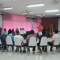 <strong>อ่านเพิ่มเติมเกี่ยวกับ</strong><br />ฝึกอบรมเชิงปฎิบัติการให้แก่เจ้าหน้าที่ประจำโครงการเขตภาคกลางและเขตภาค ตะวันออก ณ ศูนย์วิจัยพืชสวนเขต 6 จังหวัดจันทบุรี ฝึกอบรมเชิงปฎิบัติการให้แก่เจ้าหน้าที่ประจำโครงการเขตภาคกลางและเขตภาค ตะวันออก ณ ศูนย์วิจัยพืชสวนเขต 6 จังหวัดจันทบุรี